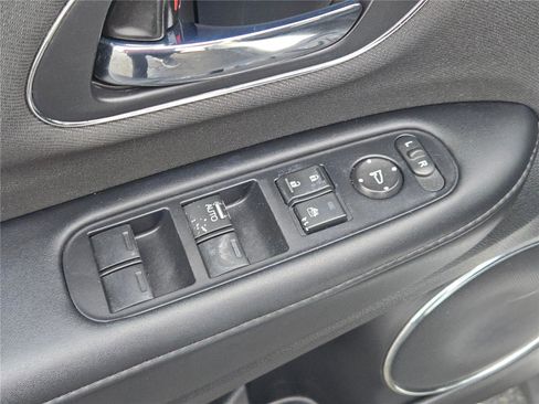 Used 2019 Honda HR-V EX image 23