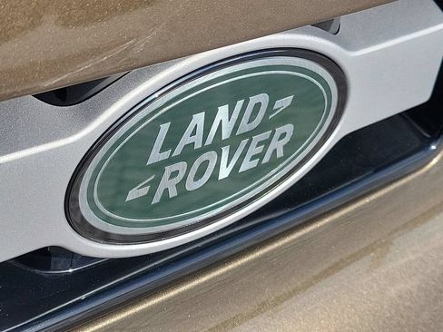 New 2025 Land Rover Defender 110 S AWD/4WD image 10