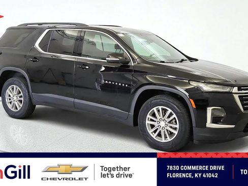 Used 2023 Chevrolet Traverse LT AWD/4WD image 1