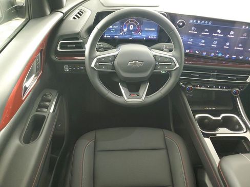 New 2026 Chevrolet Traverse Z71 image 16