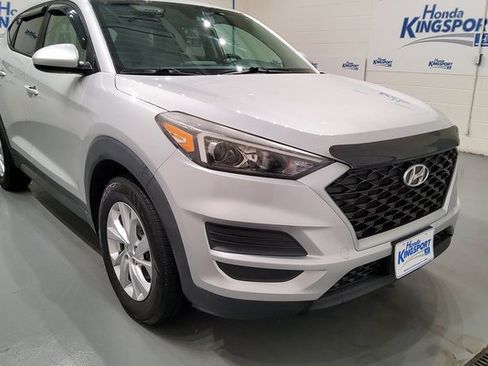 Used 2019 Hyundai Tucson SE image 1