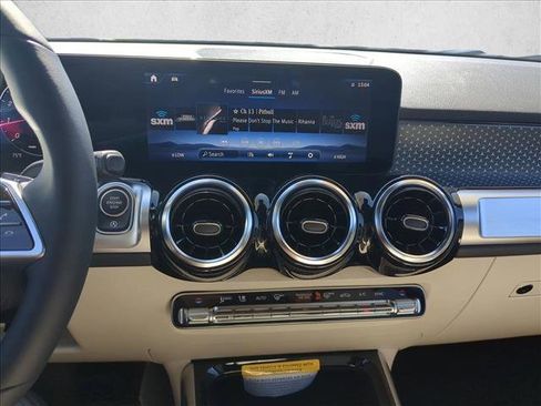 New 2026 Mercedes-Benz GLB 250 image 12