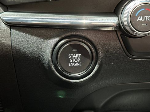 Used 2023 MAZDA MAZDA3 s FWD image 20