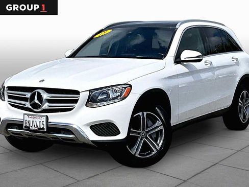 Used 2018 Mercedes-Benz GLC 300 4MATIC image 1