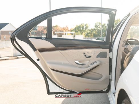 Used 2016 Mercedes-Benz S 550 Sedan image 43