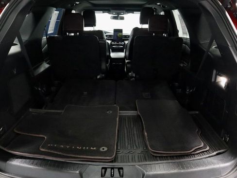 Certified 2022 Ford Explorer Platinum w/ Technology Package image 15