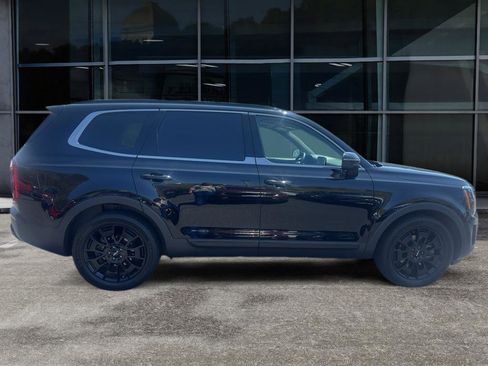 Used 2022 Kia Telluride EX w/ EX Premium Package AWD/4WD image 4