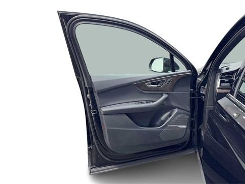 Used 2020 Audi Q7 3.0T Premium Plus w/ Premium Plus Package image 10