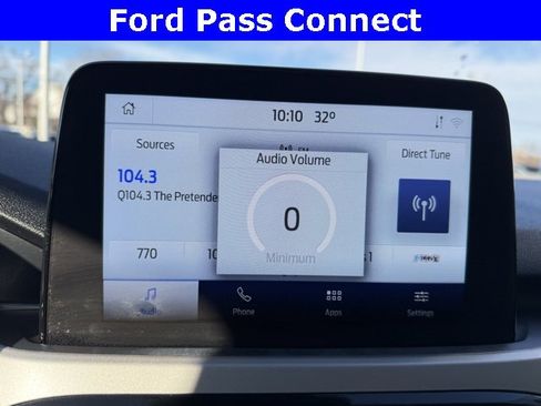 Certified 2022 Ford Escape SE w/ SE Sport Appearance Package image 14