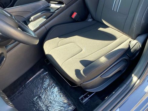 Used 2025 Hyundai Elantra Sport FWD image 25
