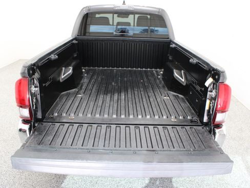 Used 2023 Toyota Tacoma SR5 RWD image 30