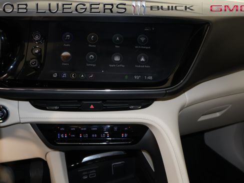 Used 2022 Buick Envision Avenir w/ Technology Package II FWD image 25