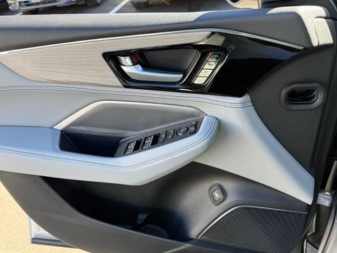 Certified 2026 Acura MDX SH-AWD w/ Advance Package image 27