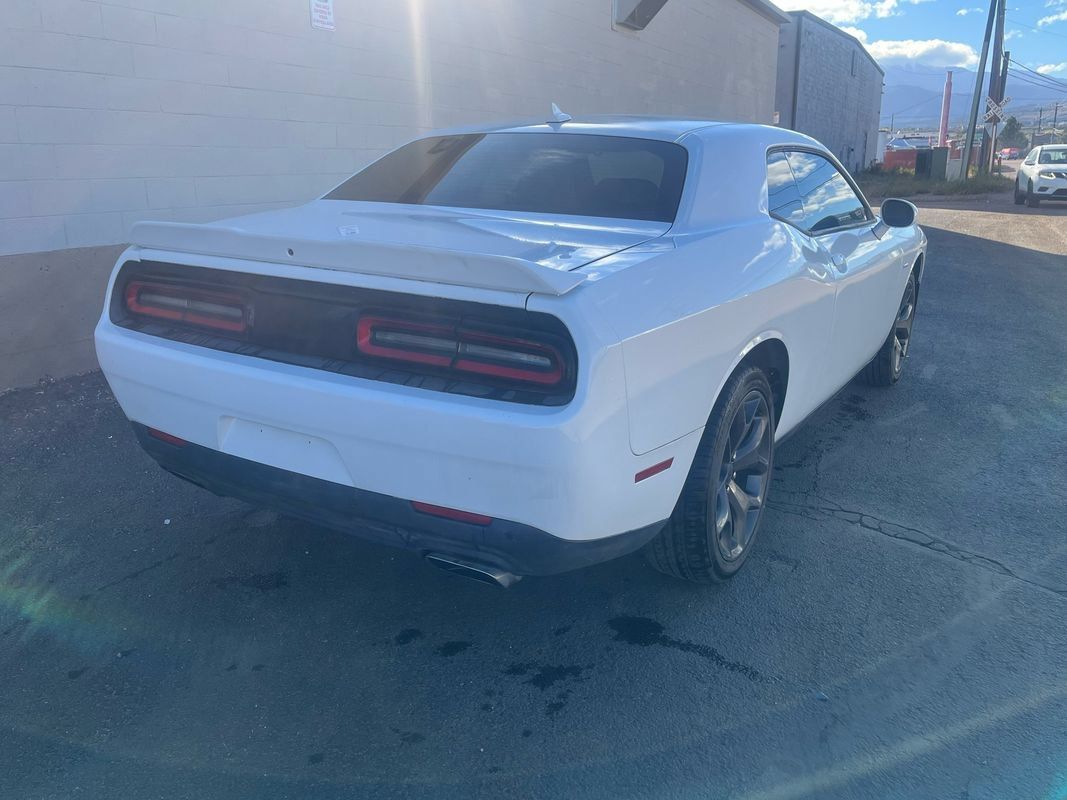 Used 2018 Dodge Challenger R/T Plus RWD image 7