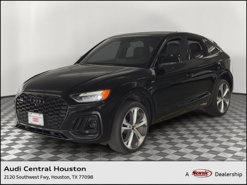 Used 2024 Audi Q5 2.0T Premium Plus w/ Premium Plus Package AWD/4WD image 1