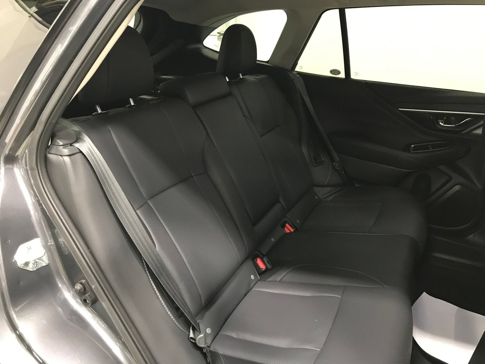 Used 2025 Subaru Outback Limited w/ Tech Package 3 AWD/4WD image 23
