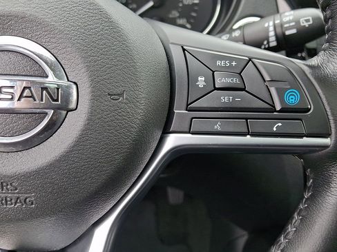 Used 2019 Nissan Rogue SV w/ Sun & Sound Touring Package AWD/4WD image 23