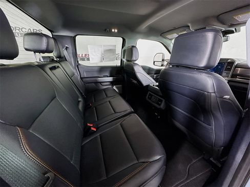 Used 2025 Ford F250 Lariat image 29
