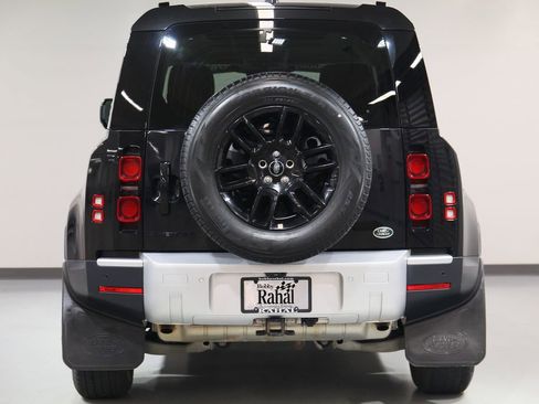 Used 2023 Land Rover Defender 110 S AWD/4WD image 2