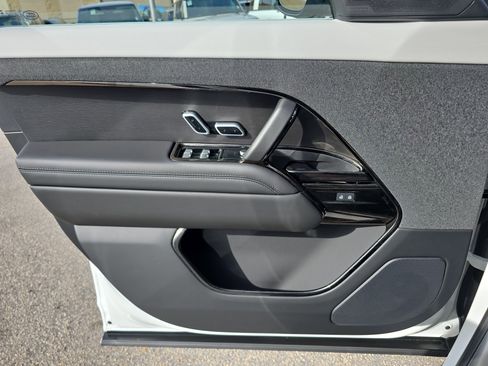 New 2026 Land Rover Range Rover Sport Dynamic SE image 27