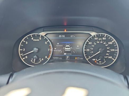 Used 2024 Nissan Altima 2.5 SR FWD image 21