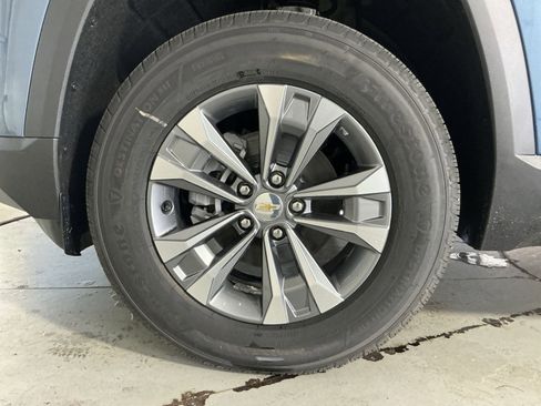 New 2026 Chevrolet Equinox LT w/ Safety and Technology Package FWD image 13