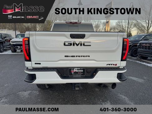 Used 2025 GMC Sierra 2500 AT4 w/ AT4 Premium Plus Package image 6