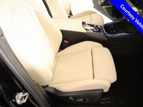 New 2025 BMW X3 xDrive30i w/ Premium Package AWD/4WD image 15