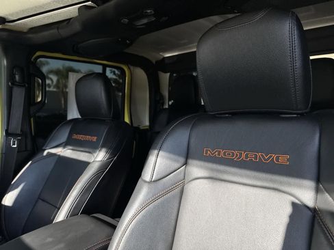 Used 2023 Jeep Gladiator Mojave w/ Cold Weather Group image 23