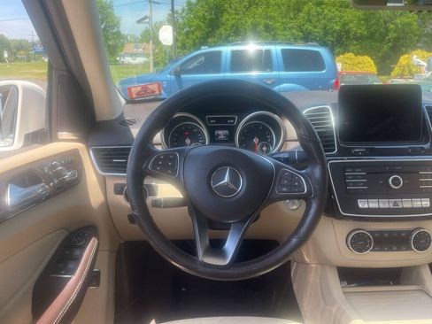 Used 2017 Mercedes-Benz GLE 350 4MATIC image 13