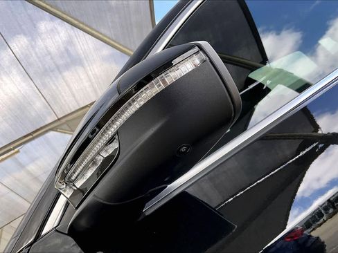 Used 2025 Audi Q5 Premium w/ Convenience Package image 14