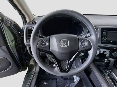 Used 2018 Honda HR-V LX image 28
