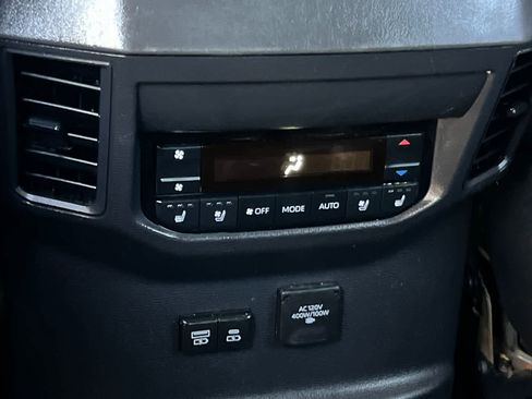Certified 2023 Toyota Sequoia Platinum AWD/4WD image 14