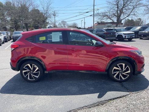 Used 2019 Honda HR-V Sport image 4