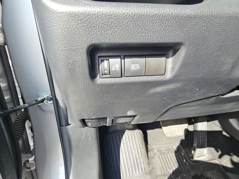 Certified 2025 Toyota RAV4 XLE AWD/4WD image 22