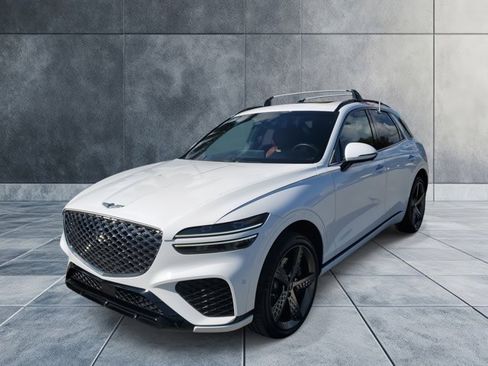 Used 2023 Genesis GV70 2.5T Sport Prestige w/ Sport Prestige Package image 2