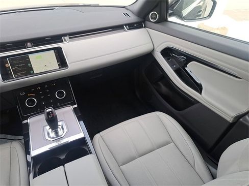 Certified 2023 Land Rover Range Rover Evoque SE image 17