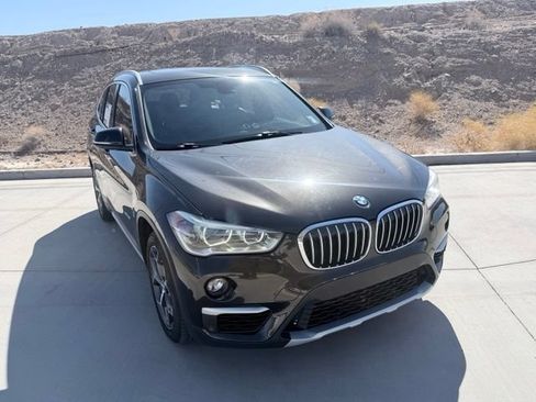 Used 2018 BMW X1 xDrive28i AWD/4WD image 3
