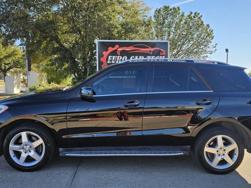 Used 2014 Mercedes-Benz ML 350 2WD w/ Premium 1 Package image 2