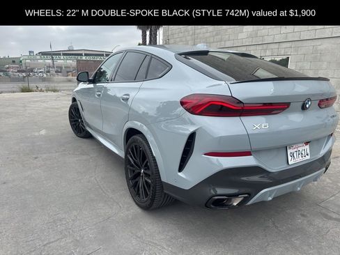 Used 2024 BMW X6 xDrive40i w/ Premium Package AWD/4WD image 3