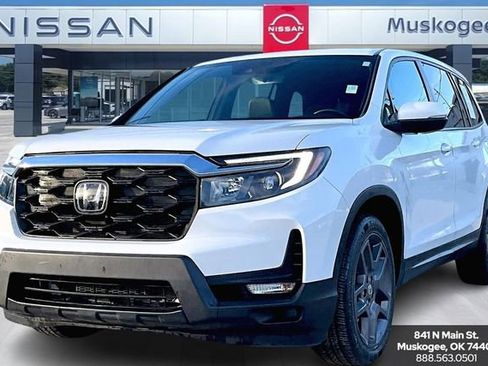 Used 2022 Honda Passport EX-L image 3