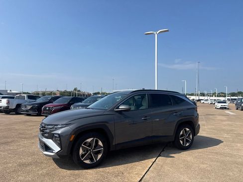 Used 2025 Hyundai Tucson SEL FWD image 10