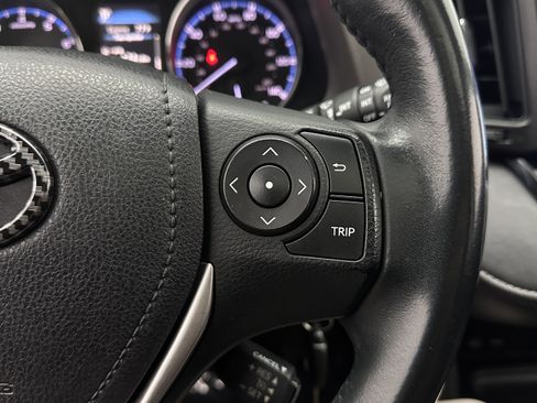 Used 2016 Toyota RAV4 XLE FWD image 18