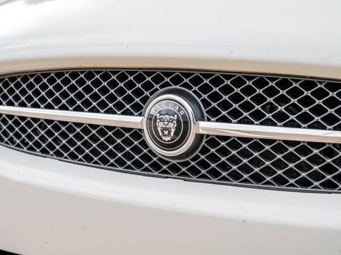 Used 2007 Jaguar XK XK image 21