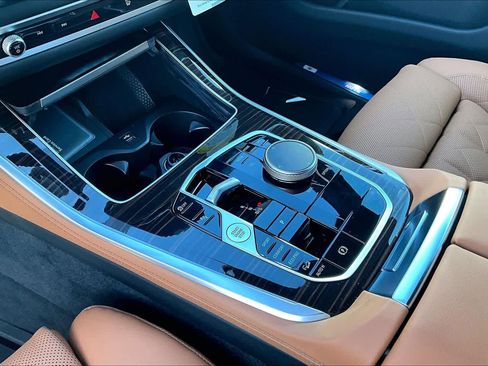 New 2026 BMW X5 xDrive40i AWD/4WD image 7