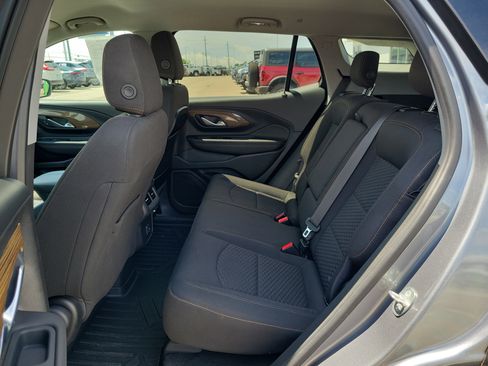 Used 2020 GMC Terrain SLE FWD image 12