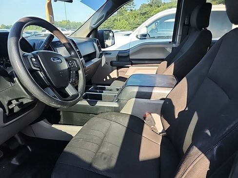 Used 2020 Ford F150 XL w/ Equipment Group 101A Mid RWD image 3