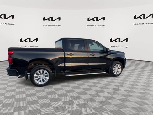 Used 2023 Chevrolet Silverado 1500 Custom image 9