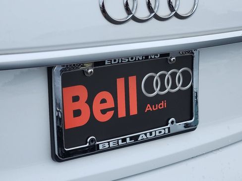 Used 2022 Audi Q5 3.0T Premium Plus w/ Convenience Package AWD/4WD image 32