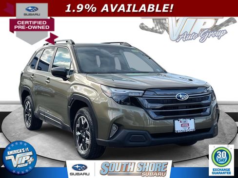 Certified 2025 Subaru Forester Premium image 1
